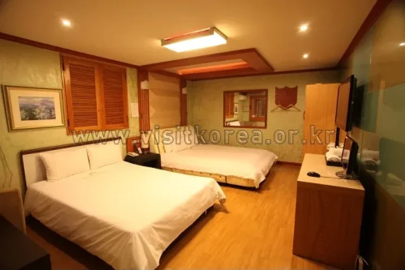 Hotel Pacific  (13/15)