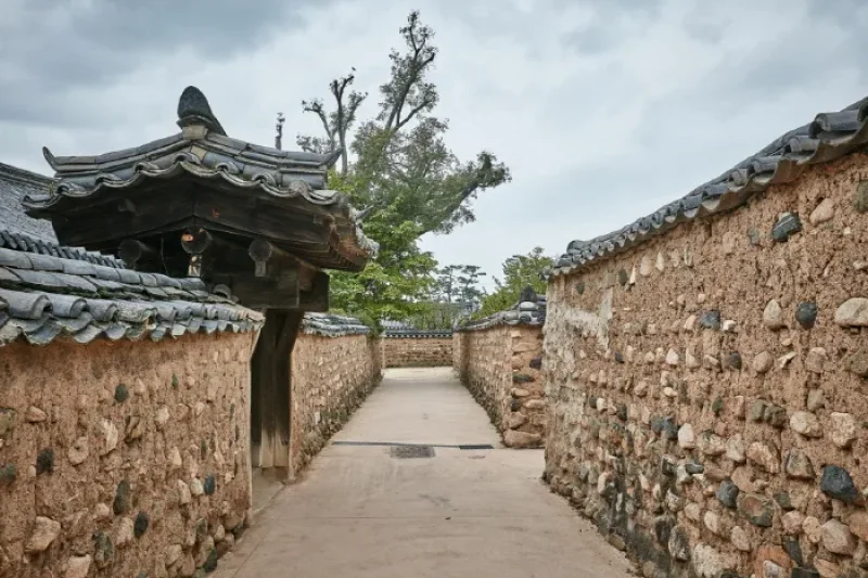 Nampyeong Moon Clan's Original Residence Area  (22/22)