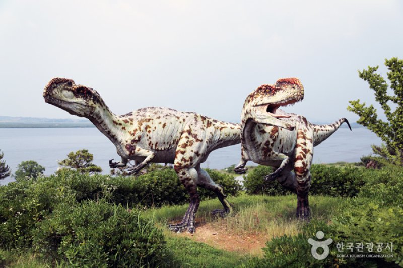 Uhangri Dinosaur Fossil Natural Historic Monument  (15/16)
