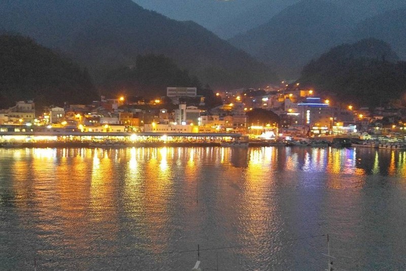 Ulleungdo Cuttlefish Festival  (4/17)