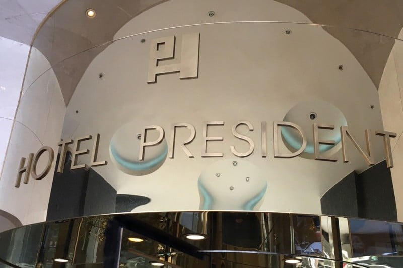 Hotel President  (15/16)