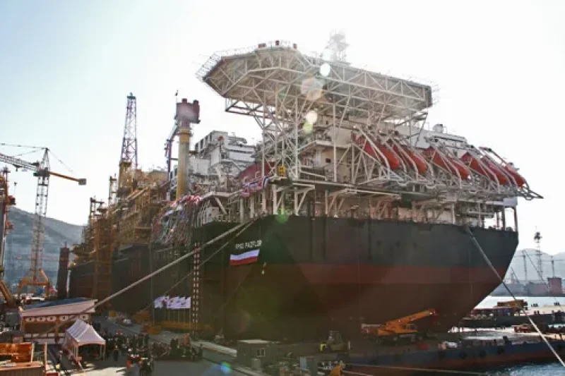 Okpo Shipyard of Daewoo Shipbuilding &amp; Marine Engineering  (3/4)