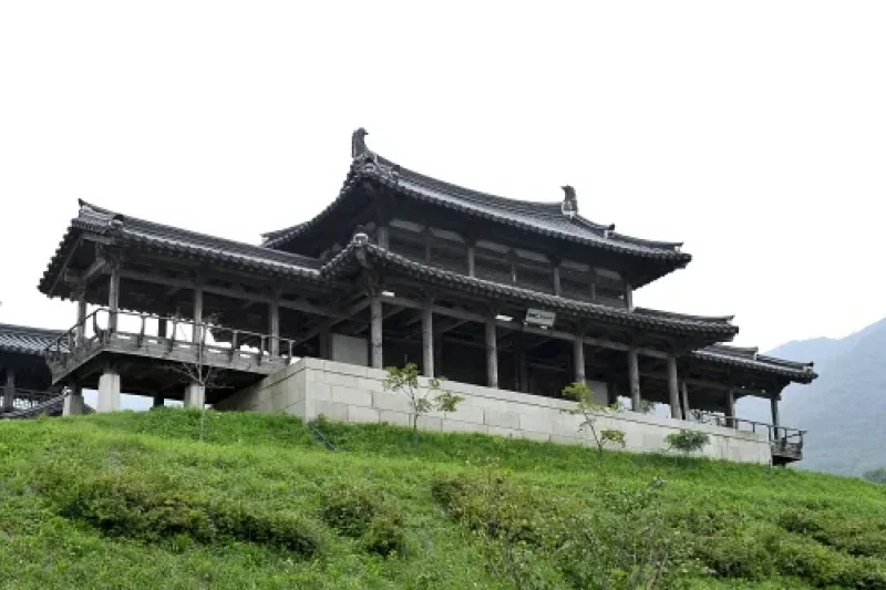 Dae Jang Geum Park  (5/19)