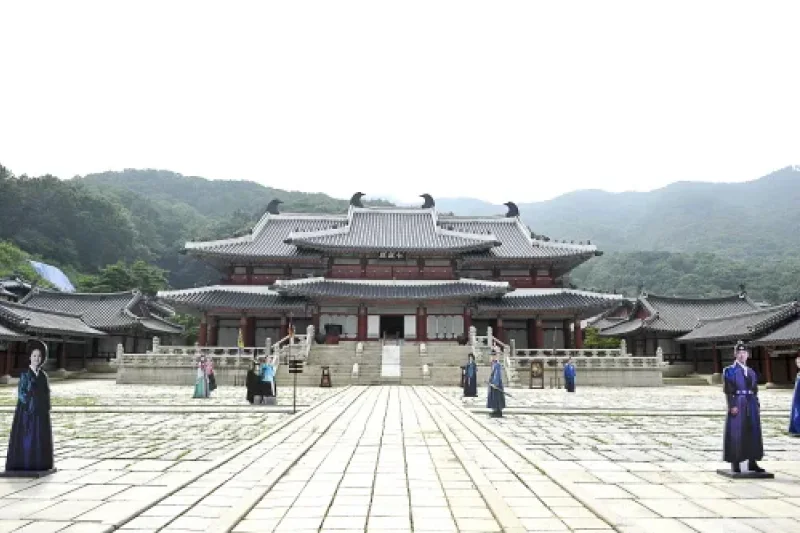 Dae Jang Geum Park  (7/19)