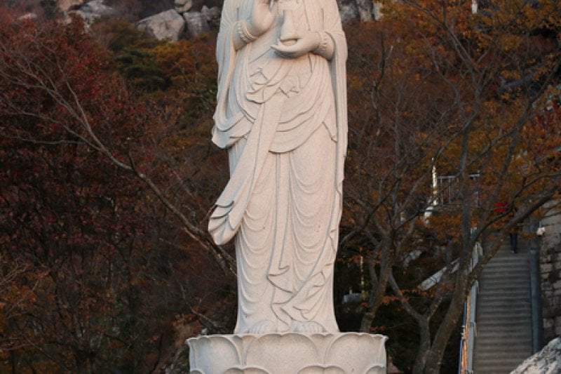 Boriam Temple in Geumsan Mountain  (32/32)