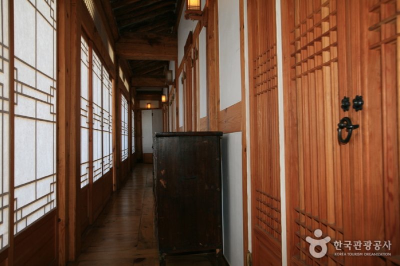 Jeonggangwon - Korea Traditional Food Culture Experience Center  (9/9)