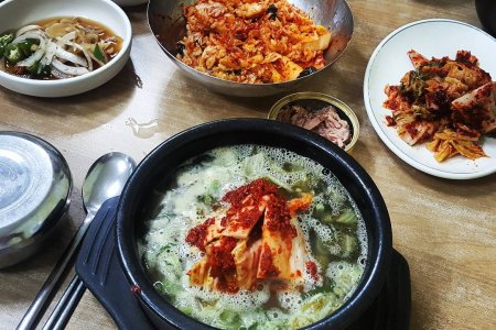 Ireokjohoegwan Hanjeongsik 