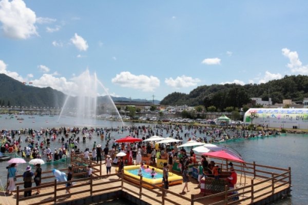 Jeongnamjin Jangheung Water Festival