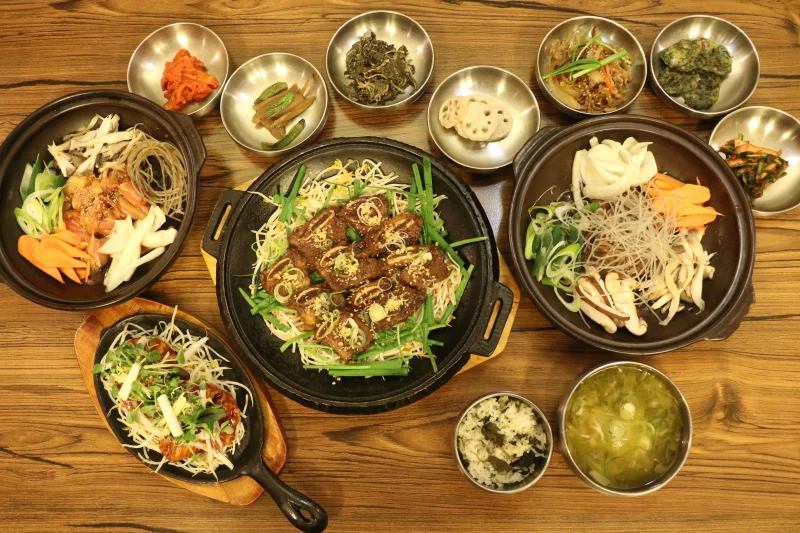 Hangaram(Korean Restaurant) Yaksun Hanjeongsik Bukchang-dong Main Branch (22/38)