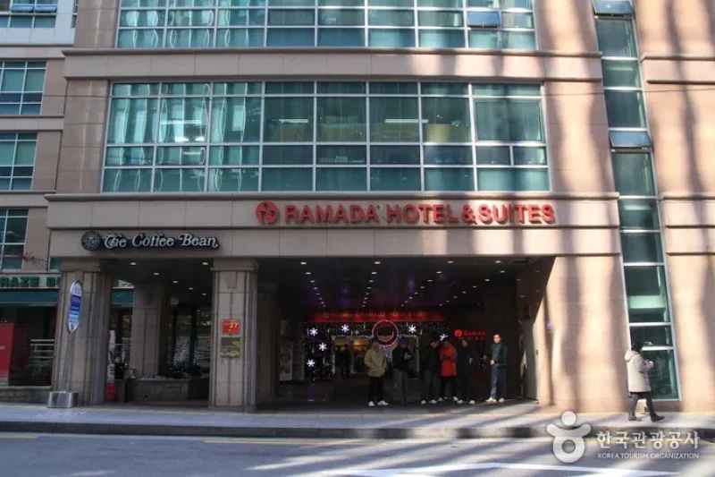 Ramada Hotel &amp; Suites Seoul Namdaemun  (7/9)