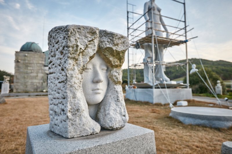 Sculpture Park of Keumkuwon  (11/18)