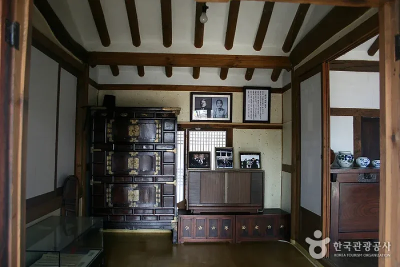 House of Yi Sang-hwa  (13/20)