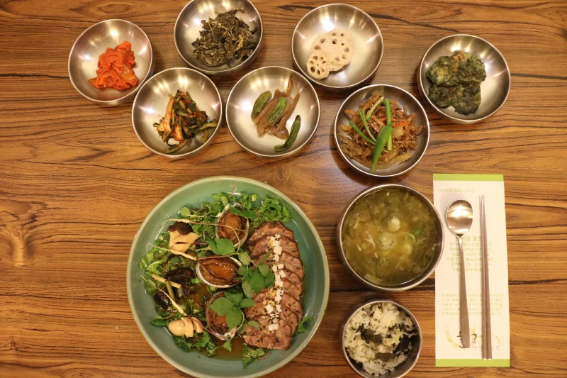 Hangaram(Korean Restaurant) Yaksun Hanjeongsik Bukchang-dong Main Branch (35/38)