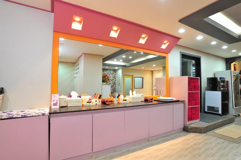 Myeongdong Hana-Mud Sauna for Women  (1/40)