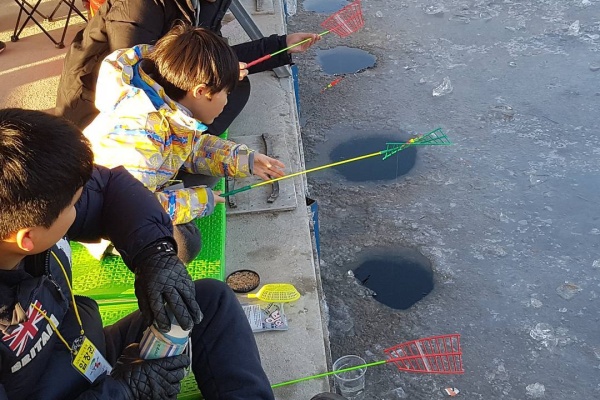 【Korean Travel】January : An Exciting Winter Trip Smelt Fishing in Ganghwado Island