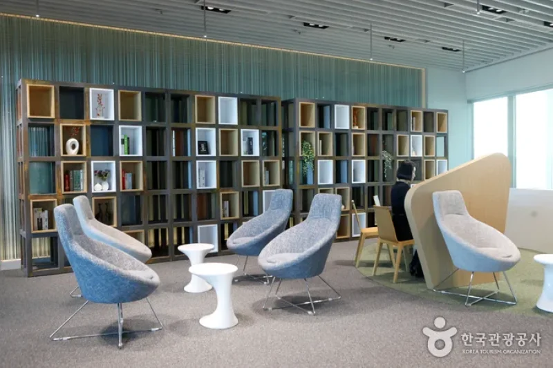 Incheon International Airport Terminal 2 (8/23)