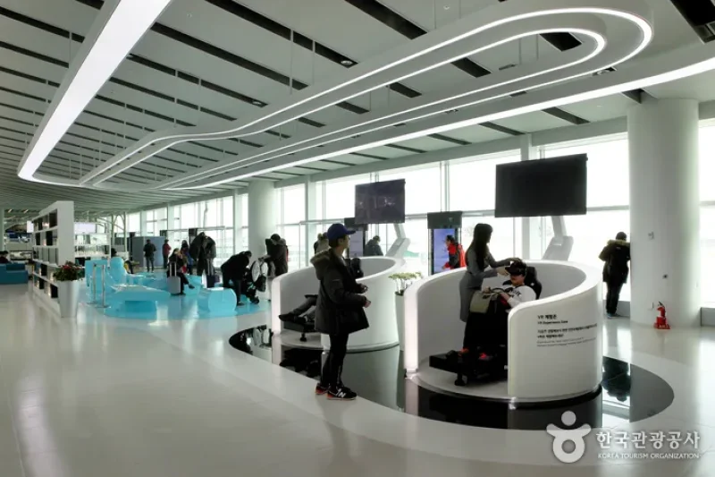 Incheon International Airport Terminal 2 (11/23)