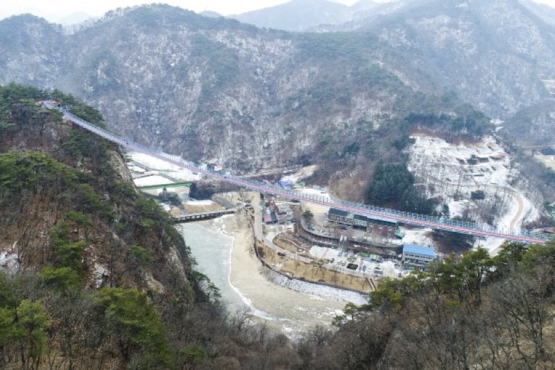 Wonju Sogeumsan Mountain Suspension Bridge  (2/23)
