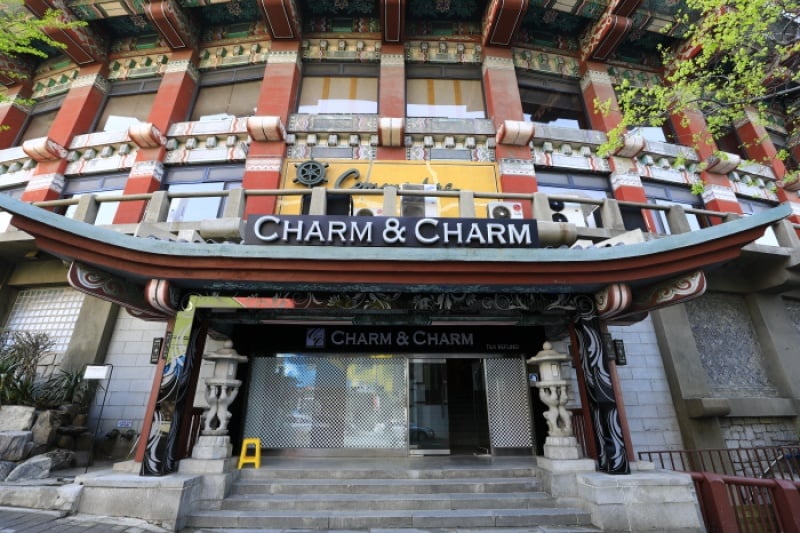 Charm & Charm – Busan Branch  (1/15)