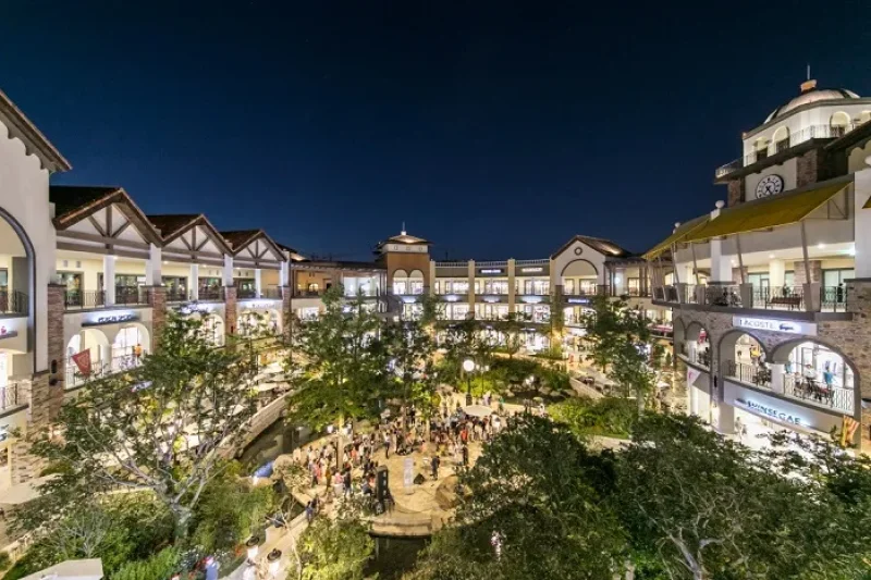 Siheung Premium Outlets  (1/5)