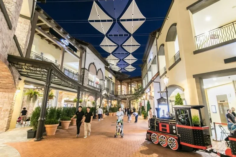Siheung Premium Outlets  (3/5)