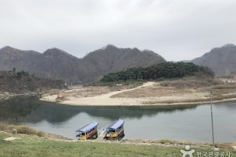 Yeongwol Cheongnyeongpo Cape  (27/46)