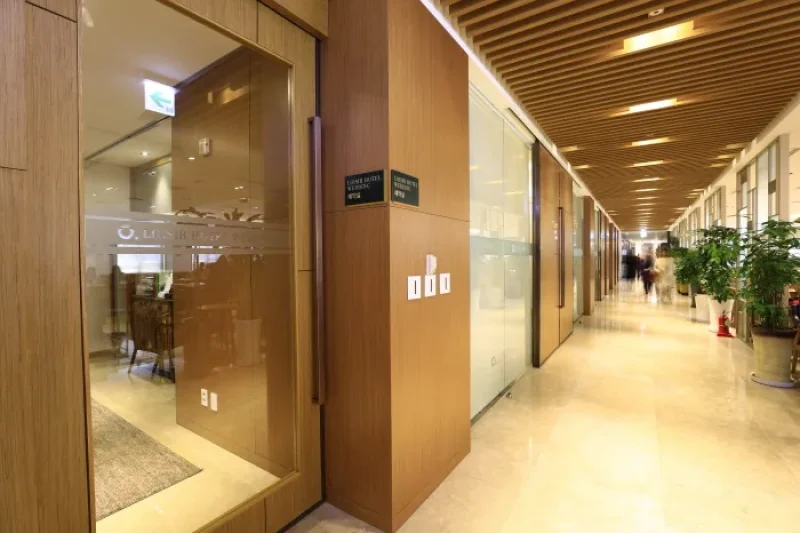 Loisir Hotel Seoul Myeongdong (르와지르호텔 서울명동)[한국관광품질인증/Korea Quality] (9/31)