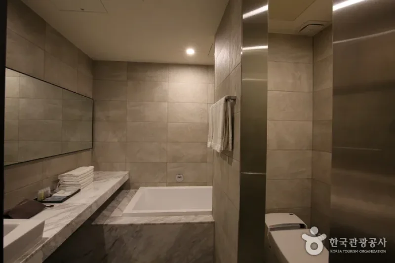Rivertain Hotel(리버틴호텔) [한국관광품질인증/Korea Quality] (16/18)