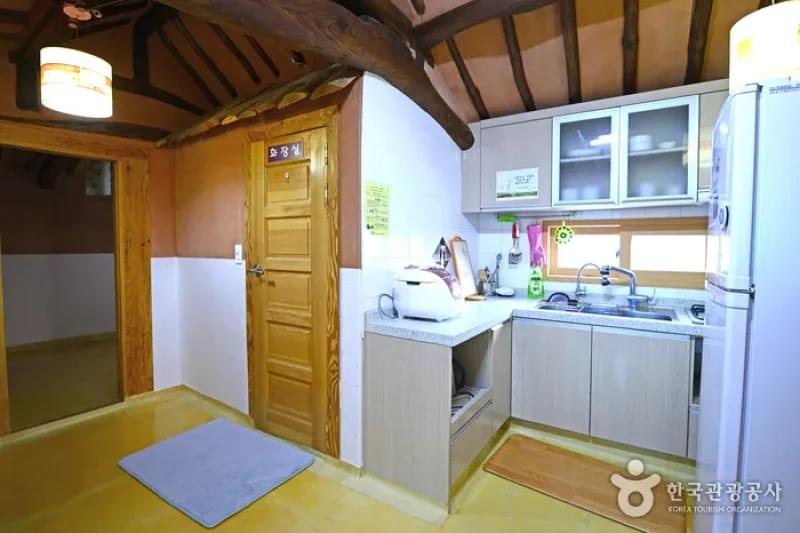 Jangbogo Hanok Pension (장보고한옥펜션)[한국관광품질인증/Korea Quality]