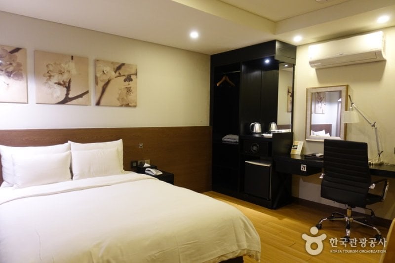 Hotel Kobos(호텔코보스)[한국관광품질인증/Korea Quality] (17/38)
