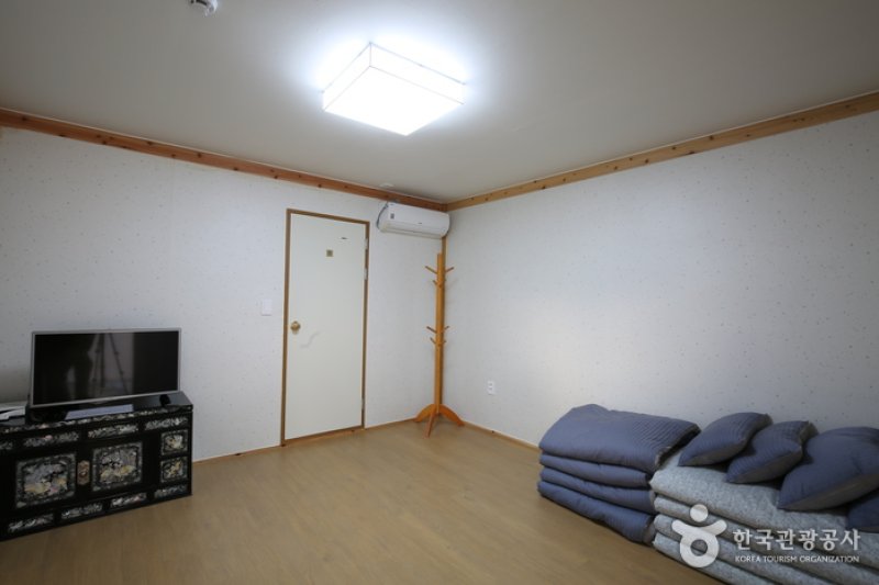 Seorabeol Hanok Guesthouse(서라벌한옥관)[한국관광품질인증/Korea Quality] (4/12)