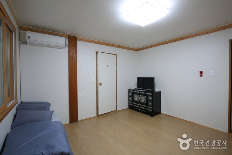 Seorabeol Hanok Guesthouse(서라벌한옥관)[한국관광품질인증/Korea Quality] (6/12)