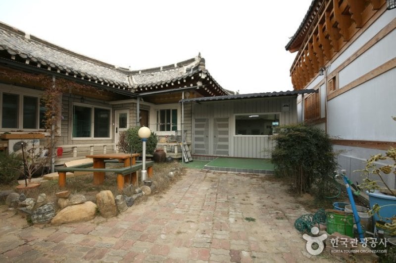 Seorabeol Hanok Guesthouse(서라벌한옥관)[한국관광품질인증/Korea Quality] (11/12)