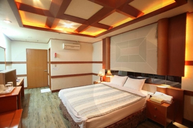 Business Hotel Renaissance (르네상스호텔) [한국관광품질인증/Korea Quality] (24/25)