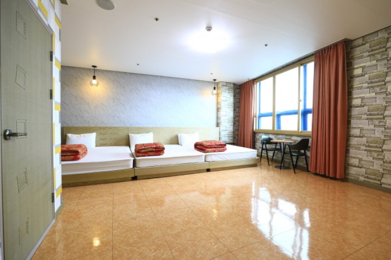 Marina Hotel (마리나모텔) [한국관광품질인증/Korea Quality] (4/27)