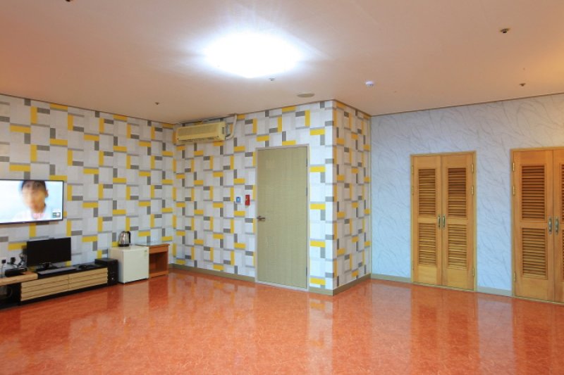 Marina Hotel (마리나모텔) [한국관광품질인증/Korea Quality] (17/27)