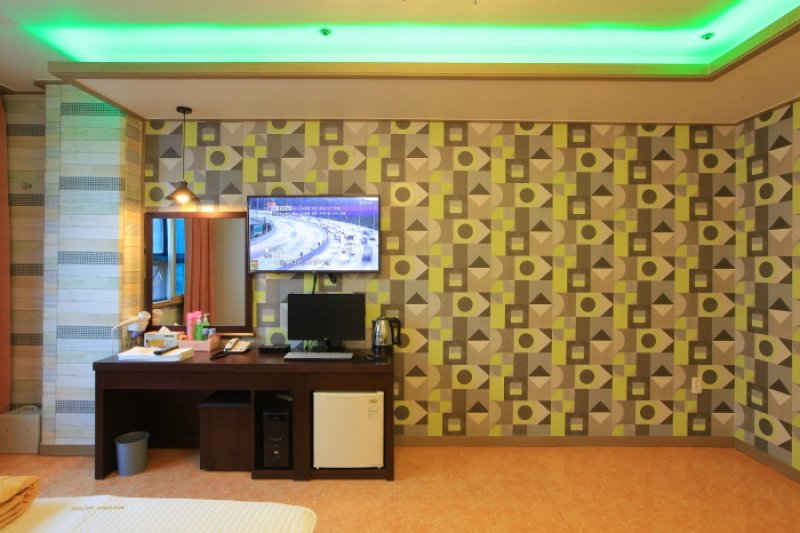 Marina Hotel (마리나모텔) [한국관광품질인증/Korea Quality] (24/27)