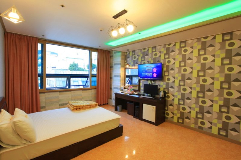 Marina Hotel (마리나모텔) [한국관광품질인증/Korea Quality] (27/27)