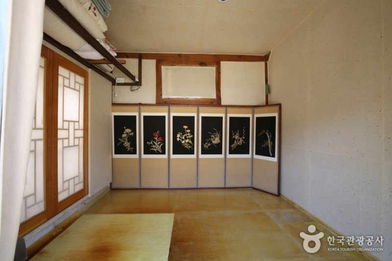 Suaedang Traditional House 