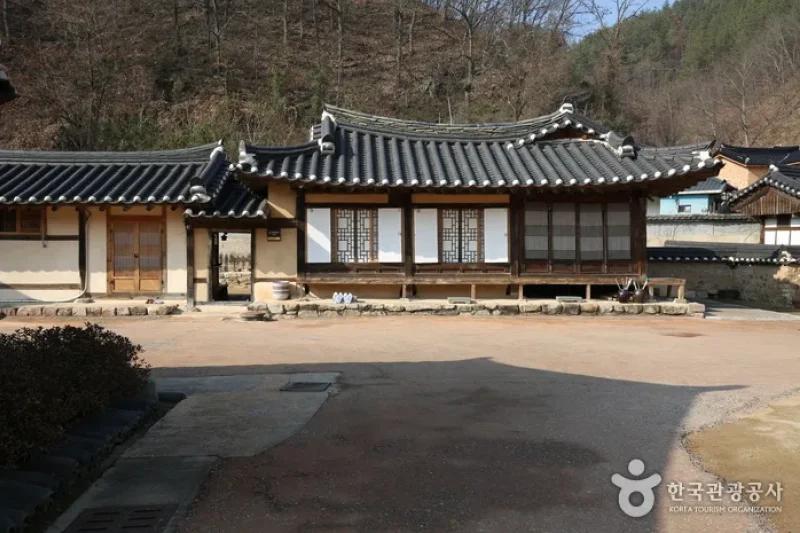 Chalbanggong Head House(찰방공종택)[한국관광품질인증/Korea Quality] (1/14)