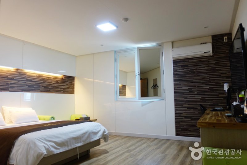 Made Motel (메이드모텔)[한국관광품질인증/Korea Quality] (8/15)