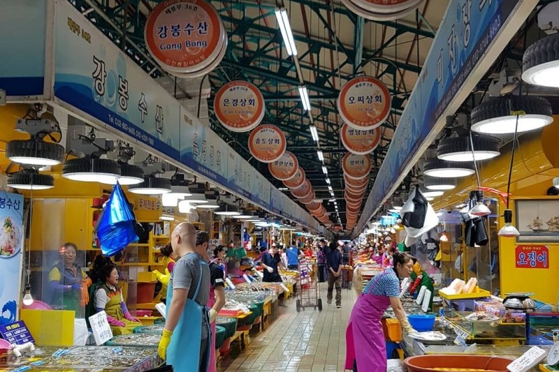 Incheon Complex Fish Market (1/11)