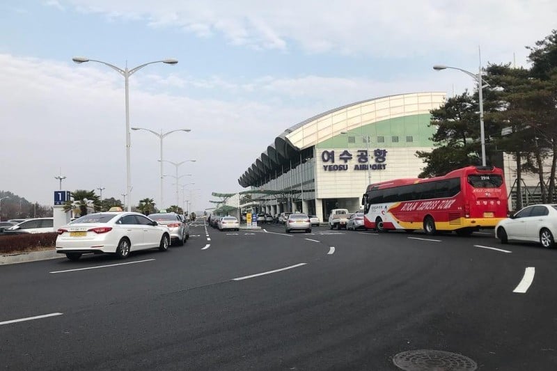 Yeosu Airport  (2/5)