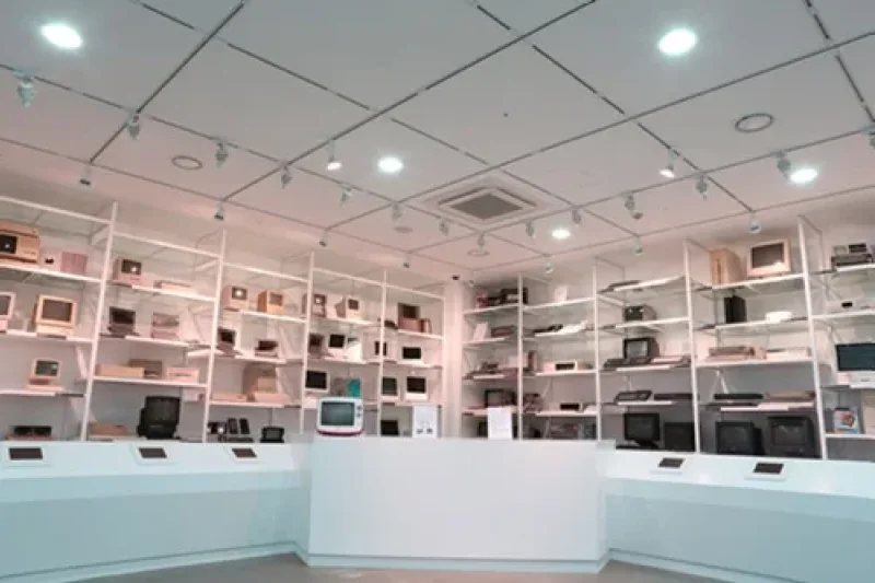 Nexon Computer Museum  (2/12)