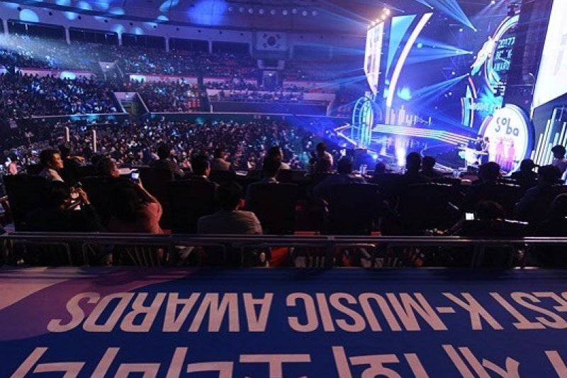 2018 SORIBADA BEST K-MUSIC AWARDS Ticket + Shuttle Bus Transfer (12/14)