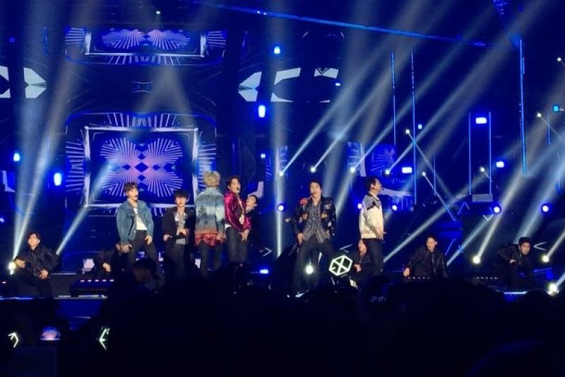 2019 Golden Disc Awards + Shuttle Tour (2/5)