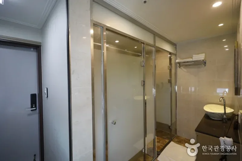 Central Park Hotel (센트럴파크 호텔)[한국관광품질인증제/ Korea Quality] (13/20)