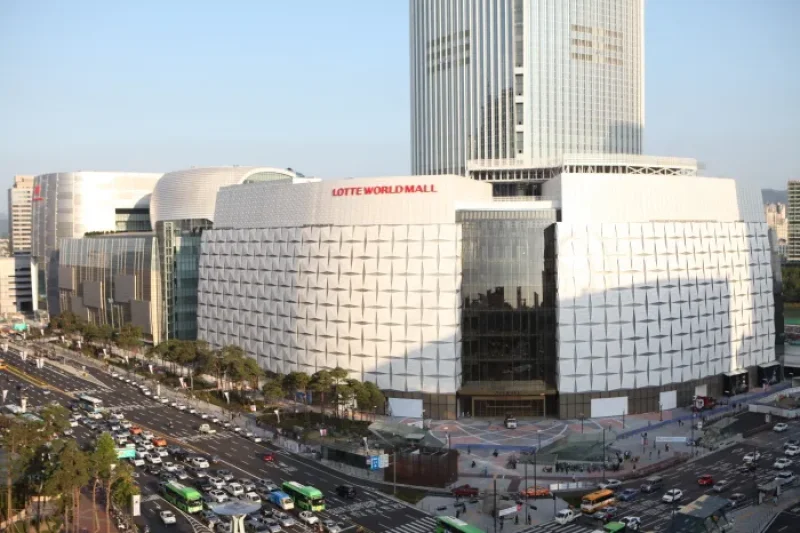 Avenuel World Tower Branch, Lotte Shopping Inc. (롯데쇼핑 에비뉴엘 월드타워점) (1/17)