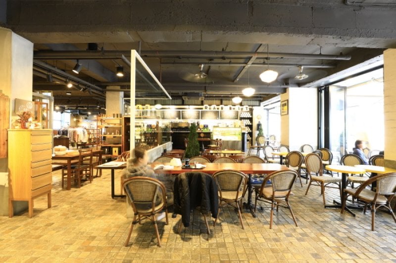 Series Corner Itaewon Branch (시리즈코너 이태원점) (4/14)