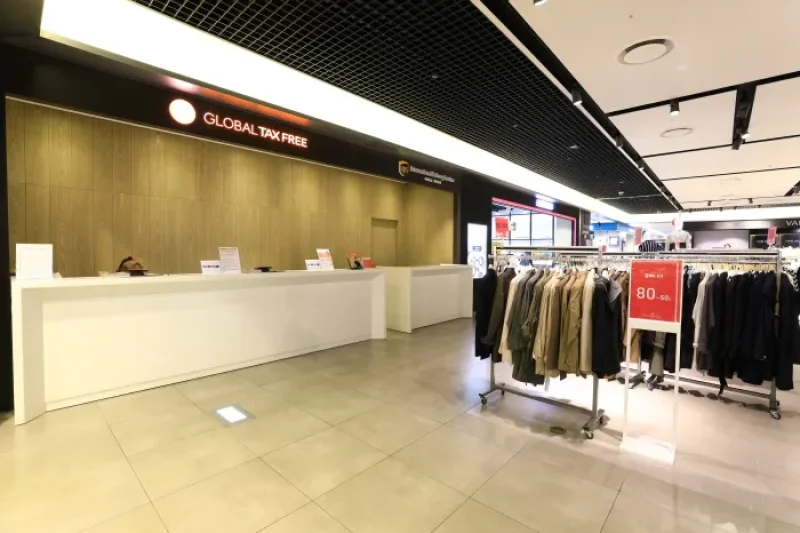 Hyundai City Outlet Dongdaemun Branch (현대시티아울렛 동대문점) (5/16)